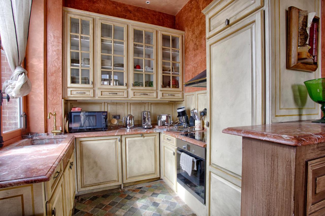 Luxurious 4 Bedroom Duplex, 200M From Place Morny Deauville Esterno foto
