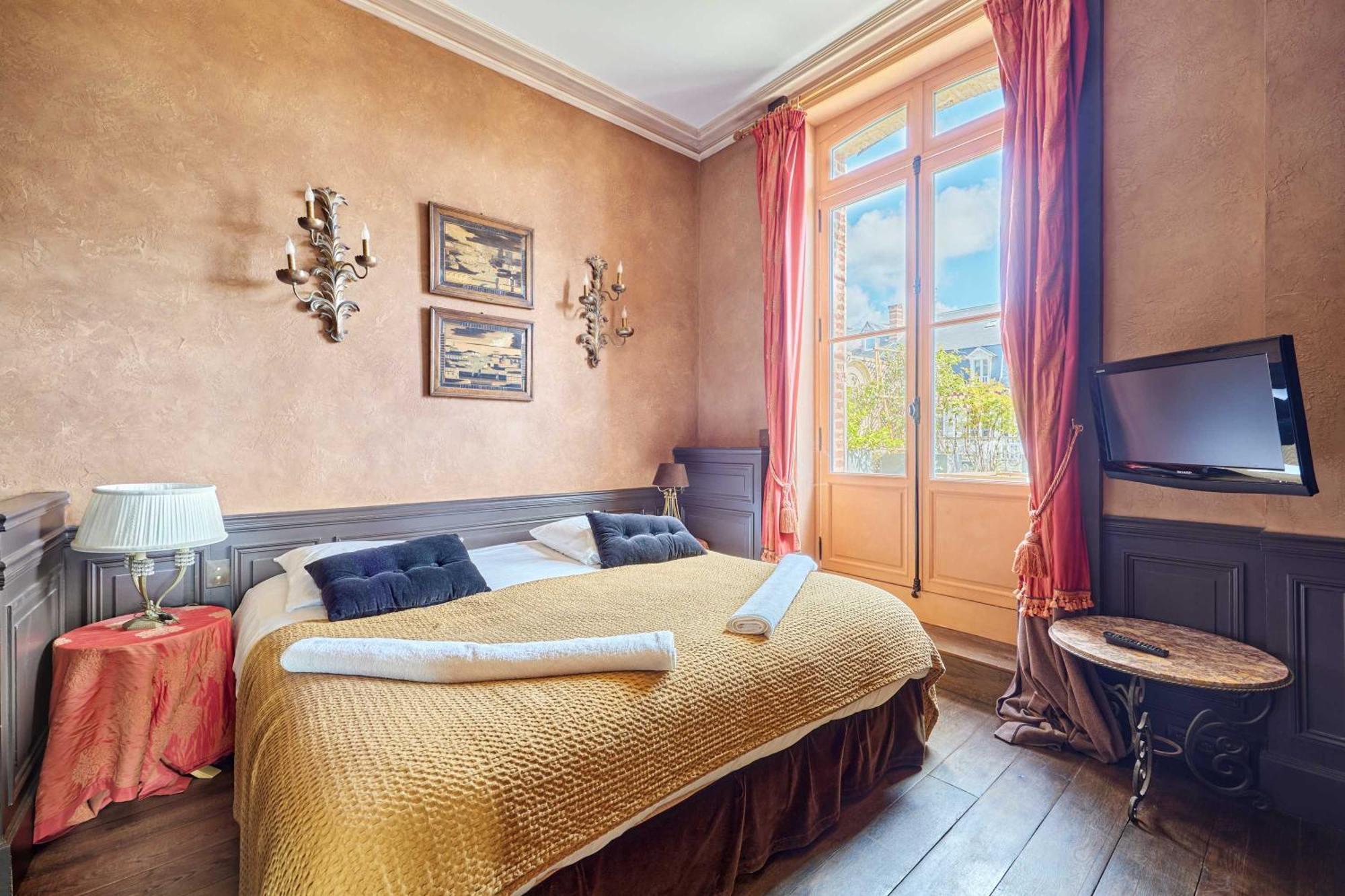 Luxurious 4 Bedroom Duplex, 200M From Place Morny Deauville Esterno foto